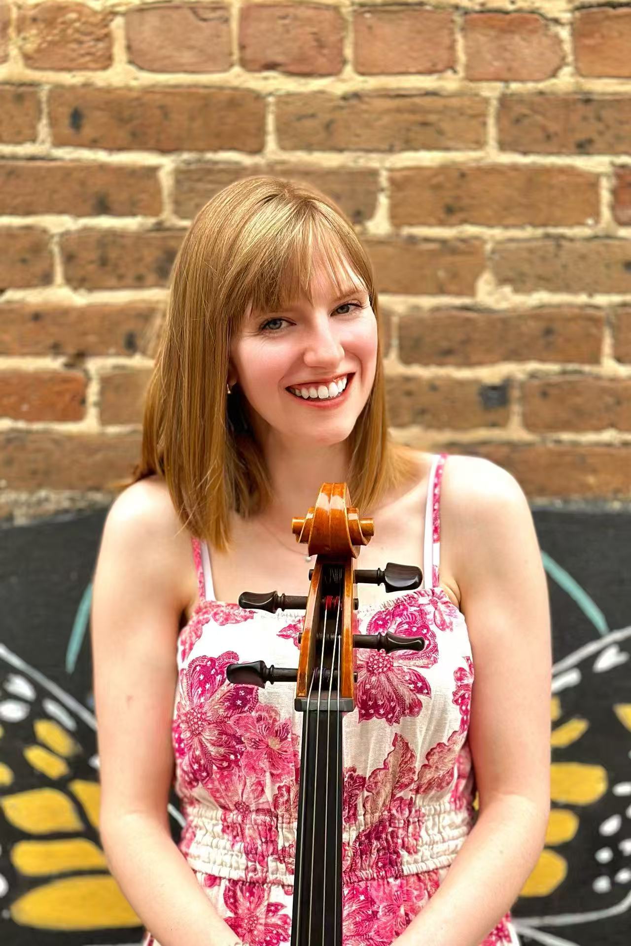 Rachel Ellis [C]