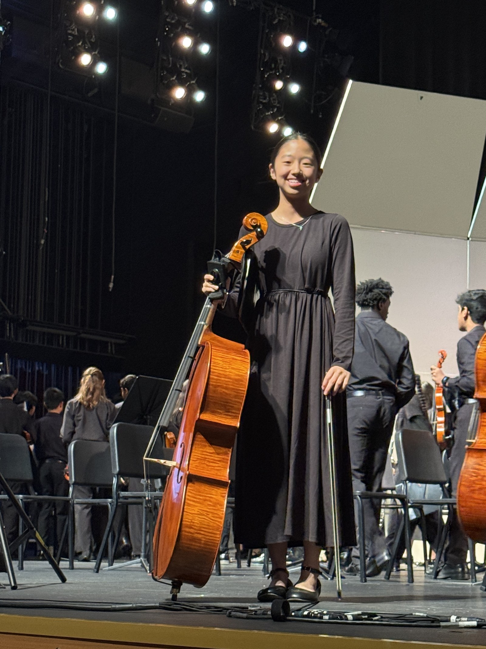 Caitlyn Shi — Rising Cello Star & Award-Winning Principal Cellist